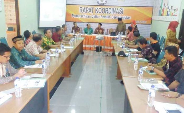 Pastikan Jumlah DPT, KPU Pasuruan Mulai Mutakhirkan Data Pemilih Pastikan Jumlah DPT, KPU Pasuruan Mulai Mutakhirkan Data Pemilih