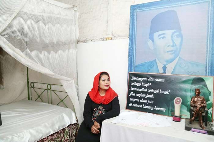 Telusuri Sejarah Kakek di Kediri, Puti: Pada Diri Saya Memang Mengalir Kuat Darah Jawa Timur Telusuri Sejarah Kakek di Kediri, Puti: Pada Diri Saya Memang Mengalir Kuat Darah Jawa Timur