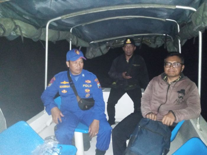 Satpolairud Polresta Sidoarjo Gelar Patroli Perairan Malam Satpolairud Polresta Sidoarjo Gelar Patroli Perairan Malam