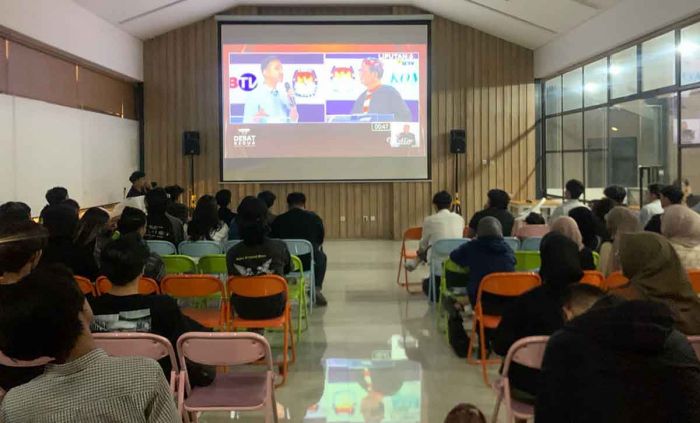 Relawan GoPro dari Jatim dan Jabar: Mas Gibran On Fire, Menonjol di Debat Cawapres! Relawan GoPro dari Jatim dan Jabar: Mas Gibran On Fire, Menonjol di Debat Cawapres!