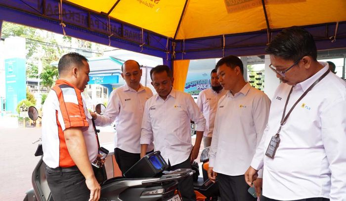 PLN UP3 Madura Edukasi Motor Listrik ke Masyarakat
