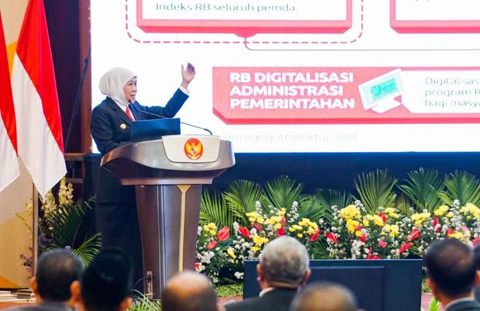 Buka PKN Tingkat II Angkatan II 2023, Gubernur Khofifah Serahkan 25 Penghargaan IKI ASN Buka PKN Tingkat II Angkatan II 2023, Gubernur Khofifah Serahkan 25 Penghargaan IKI ASN