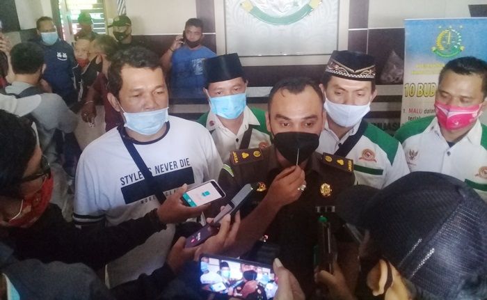 Kejari Pasuruan: Tak Ada Jaminan Uang dalam Status Tahanan Kota Bos Tambang Bulusari Kejari Pasuruan: Tak Ada Jaminan Uang dalam Status Tahanan Kota Bos Tambang Bulusari