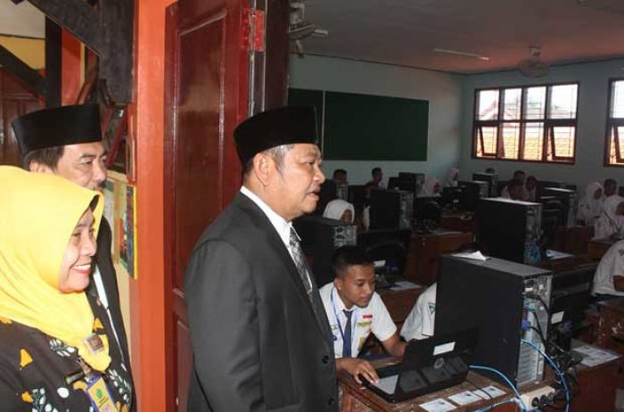 Dukung UNBK, Pemkab Sidoarjo Bakal Beli 1500 Komputer Dukung UNBK, Pemkab Sidoarjo Bakal Beli 1500 Komputer