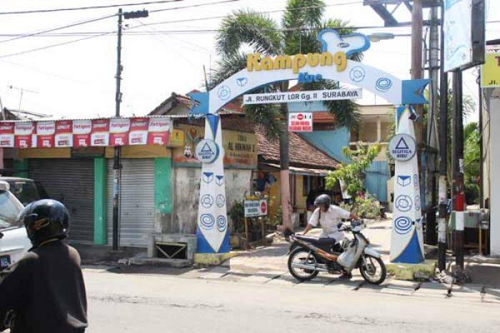 Kampung Kue, Destinasi Kuliner Kue Basah Asli Suroboyo Kampung Kue, Destinasi Kuliner Kue Basah Asli Suroboyo