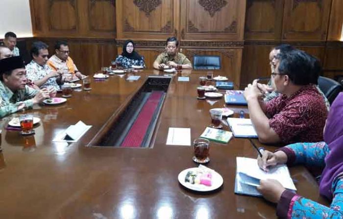 Optimalkan Pendataan Kebutuhan Petani, DPRD Gresik Minta Pemkab Buatkan Kartu Tani Optimalkan Pendataan Kebutuhan Petani, DPRD Gresik Minta Pemkab Buatkan Kartu Tani