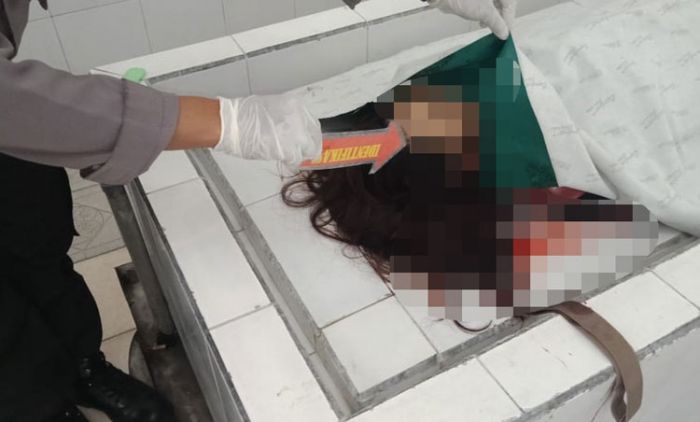 Jadi Korban Tabrak Lari, Perempuan 21 Tahun di Sidoarjo Tewas Tertabrak Truk Jadi Korban Tabrak Lari, Perempuan 21 Tahun di Sidoarjo Tewas Tertabrak Truk