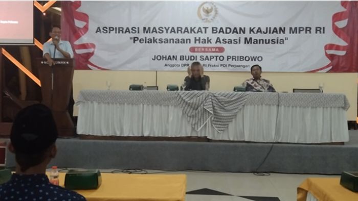 Milenial Ngawi Dapat Pemahaman Pelanggaran HAM Milenial Ngawi Dapat Pemahaman Pelanggaran HAM