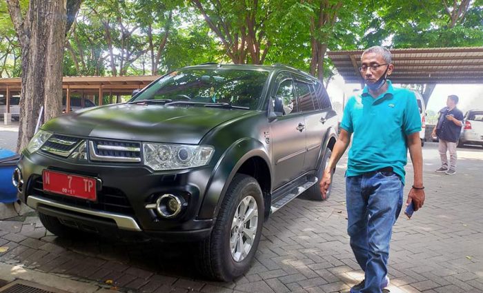 Sering Mogok Sehingga Mengganggu Kinerja, 3 Unit Mobdin Pimpinan DPRD Pasuruan Dikandangkan Sering Mogok Sehingga Mengganggu Kinerja, 3 Unit Mobdin Pimpinan DPRD Pasuruan Dikandangkan