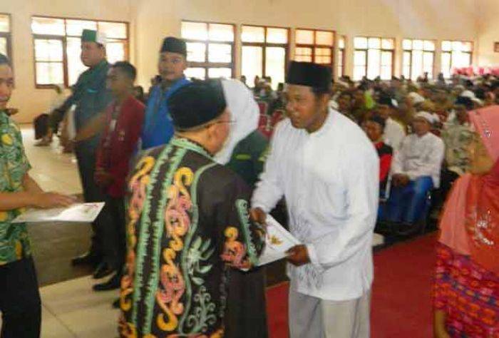 Pemkab Sumenep Kucurkan Bantuan untuk Guru Ngaji, Takmir Masjid dan Musala Pemkab Sumenep Kucurkan Bantuan untuk Guru Ngaji, Takmir Masjid dan Musala