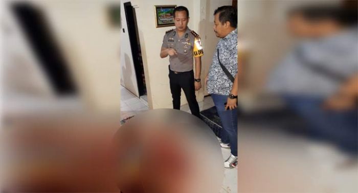 Pembunuhan di Jember: Istri Tidak Tahu Penyebab Cekcok, Minta Tolong Tetangga Tidak Ada yang Bantu Pembunuhan di Jember: Istri Tidak Tahu Penyebab Cekcok, Minta Tolong Tetangga Tidak Ada yang Bantu