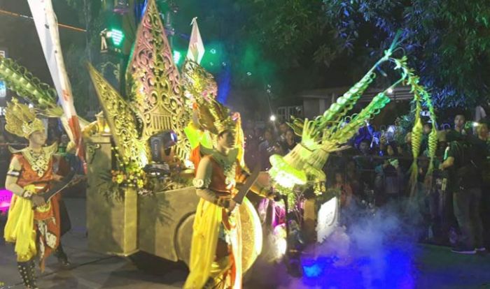 Ribuan Warga Saksikan Kediri Nite Carnival Ribuan Warga Saksikan Kediri Nite Carnival