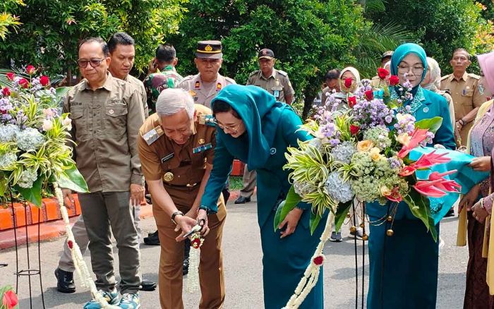 Pj Bupati Nganjuk Bahas Ketahanan Pangan di Peringatan HKG PKK ke-52 Pj Bupati Nganjuk Bahas Ketahanan Pangan di Peringatan HKG PKK ke-52