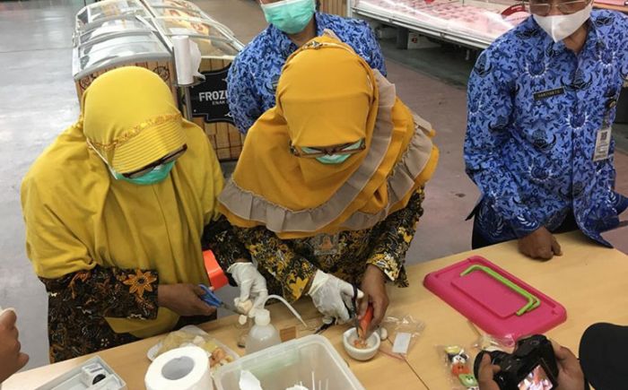 Kasus Penjualan Mamin Tak Layak di Mojokerto Menurun Kasus Penjualan Mamin Tak Layak di Mojokerto Menurun
