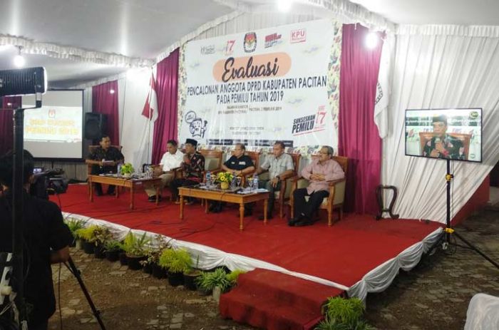 Polres Pacitan Terjunkan 600 Personel untuk Amankan Kampanye Rapat Umum Polres Pacitan Terjunkan 600 Personel untuk Amankan Kampanye Rapat Umum