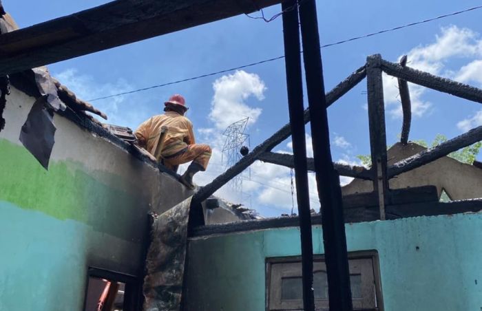 Rumah Warga di Pare Kediri Terbakar Saat Ditinggal Mudik, Kerugian Capai Rp20 Juta