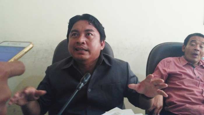 Bantah Minta Jawaban Soal Ujian Perangkat Desa, Ini Kata Ketua Komisi A DPRD Bojonegoro Bantah Minta Jawaban Soal Ujian Perangkat Desa, Ini Kata Ketua Komisi A DPRD Bojonegoro
