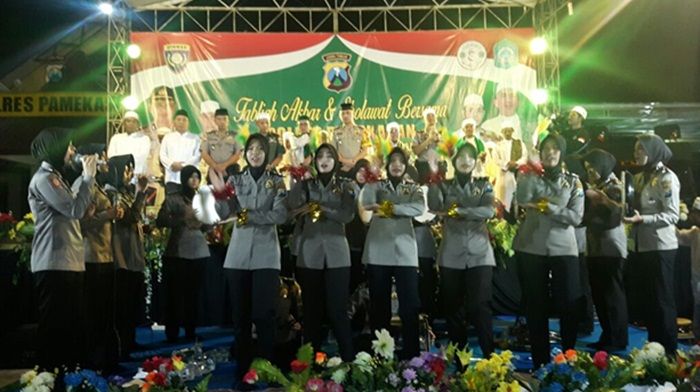 Gelar Tabligh Akbar, Polres Pamekasan Serukan Pilkada Damai dan Antisipasi Hoax Gelar Tabligh Akbar, Polres Pamekasan Serukan Pilkada Damai dan Antisipasi Hoax