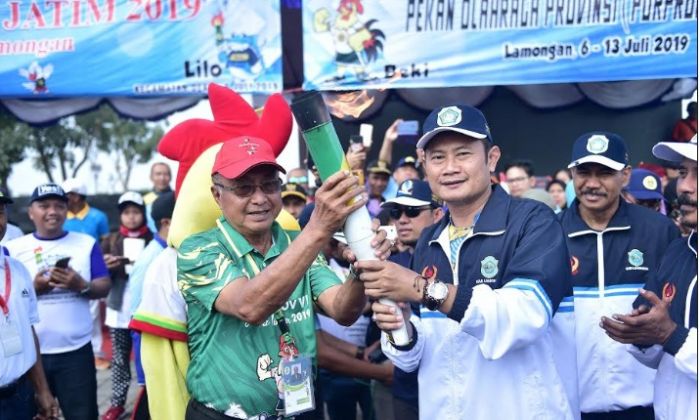 Api Porprov Disemayamkan di Pendopo Lokatantra Lamongan Api Porprov Disemayamkan di Pendopo Lokatantra Lamongan