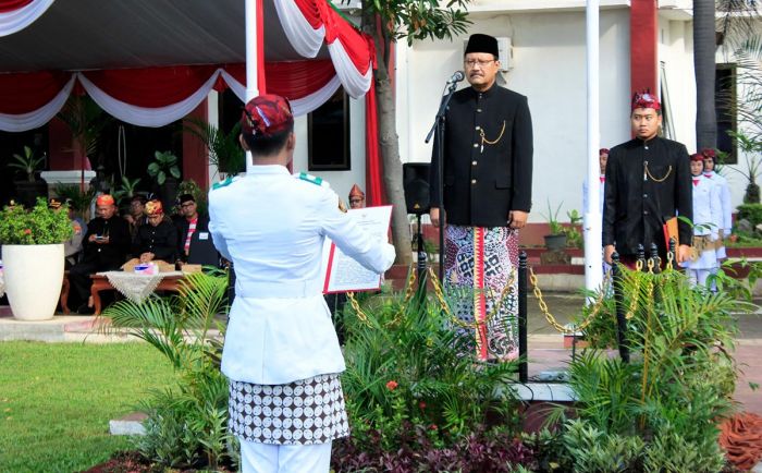 Upacara Hardiknas 2023, Gus Ipul Ingatkan Tenaga Pendidik Wujudkan Merdeka Belajar