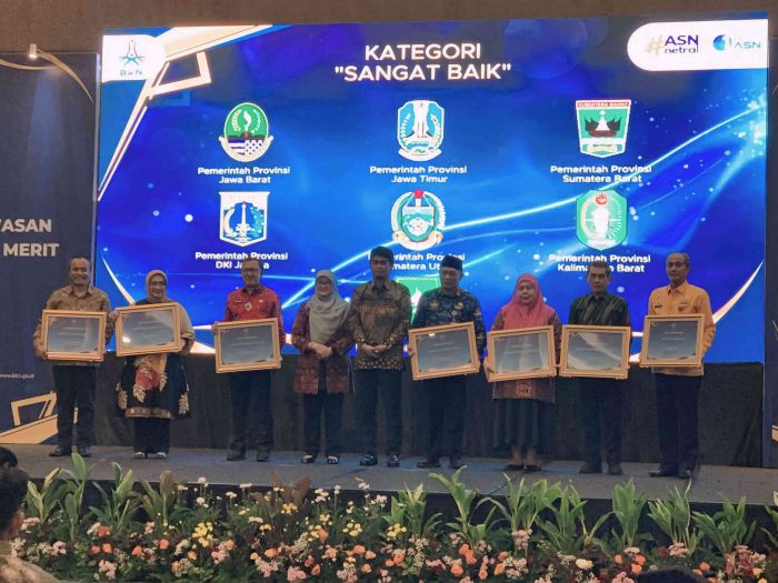 Lagi, Jatim Dapat Penghargaan, Raih Predikat Sangat Baik Implementasi Sistem Merit Manajemen ASN Lagi, Jatim Dapat Penghargaan, Raih Predikat Sangat Baik Implementasi Sistem Merit Manajemen ASN