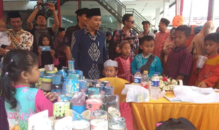 Ponpes Ahlus Safa Wal Wafa Peringati Maulud Nabi dengan Bazar Produk Santri dan Festival Istighosah