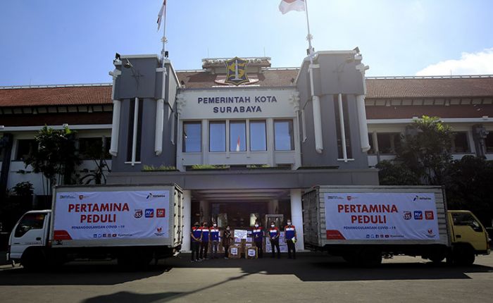 Pertamina Grup Sumbang Pemkot Surabaya APD Senilai Rp2 Miliar Pertamina Grup Sumbang Pemkot Surabaya APD Senilai Rp2 Miliar