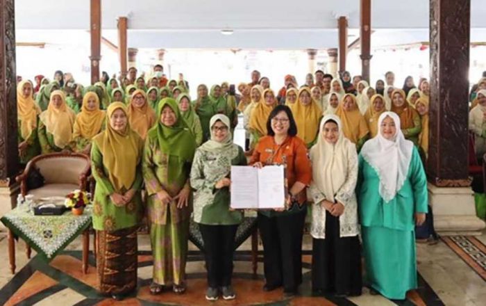 Tekan Angka Stunting, Bupati Blitar Luncurkan Program Inovasi Tali Centing Tekan Angka Stunting, Bupati Blitar Luncurkan Program Inovasi Tali Centing