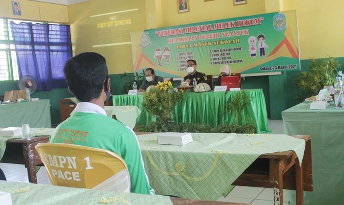 Kenalkan Hukum ke Pelajar, Kejari Nganjuk Gelar Jaksa Masuk Sekolah