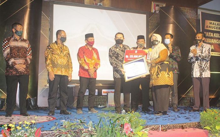 Pemkab Nganjuk Kembali Anugerahkan Penghargaan TKK Desa