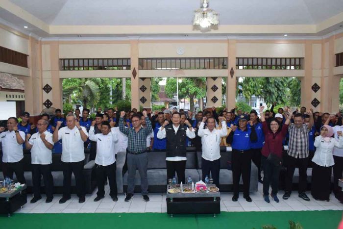Tingkatkan SDM Peternak, Pemkab Lamongan bersama IPB Deklarasikan Sekolah Peternak Rakyat Tingkatkan SDM Peternak, Pemkab Lamongan bersama IPB Deklarasikan Sekolah Peternak Rakyat