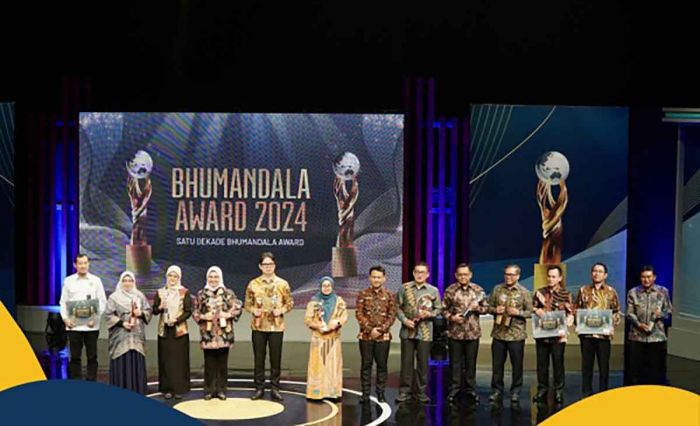 Kementerian ATR/BPN Sabet Penghargaan Rajata di Bhumandala Award 2024 Kementerian ATR/BPN Sabet Penghargaan Rajata di Bhumandala Award 2024