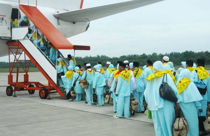 Pro Kontra Jadikan Jember Embarkasi Haji, Kepala Dishub: Tunggu Juanda Terendam Lumpur Lapindo Pro Kontra Jadikan Jember Embarkasi Haji, Kepala Dishub: Tunggu Juanda Terendam Lumpur Lapindo