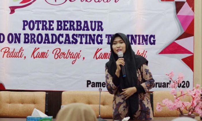 Nayla Baddrut Tamam Buka Pelatihan Sound on Broadcasting Training