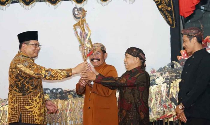 Wakil Bupati Malang Apresiasi Perayaan Bersih Desa Karangpandan Wakil Bupati Malang Apresiasi Perayaan Bersih Desa Karangpandan