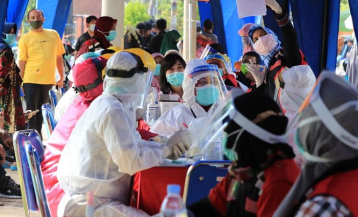 Fasilitasi Peserta UTBK, Pemkot Pasuruan Gelar Rapid Test Massal Fasilitasi Peserta UTBK, Pemkot Pasuruan Gelar Rapid Test Massal