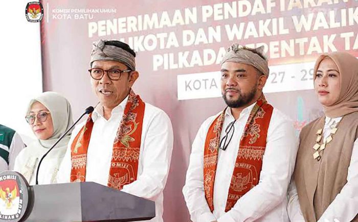 Saksi Pasangan Nurochman-Heli Dibekali Aplikasi Hasil Penghitungan Saksi Pasangan Nurochman-Heli Dibekali Aplikasi Hasil Penghitungan
