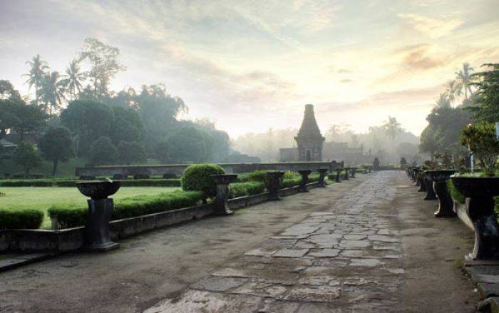 DPRD Kabupaten Blitar Bahas Raperda Pariwisata DPRD Kabupaten Blitar Bahas Raperda Pariwisata