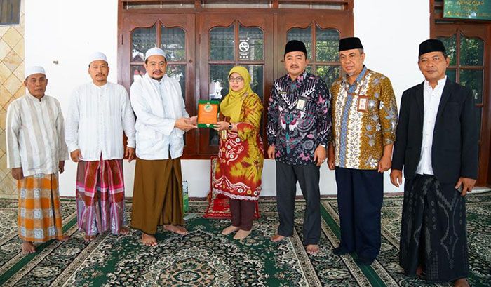Bangun Kesadaran Pajak, DJP Jatim II Kunjungi Pesantren Al Amien Sumenep Bangun Kesadaran Pajak, DJP Jatim II Kunjungi Pesantren Al Amien Sumenep