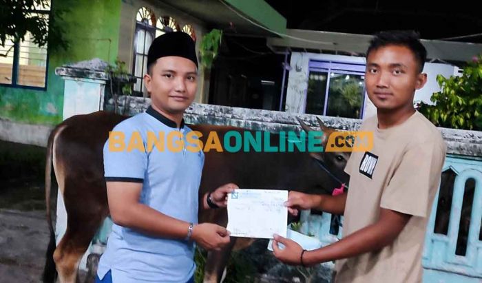 Idul Adha 1444 H, Kapolri Sumbang Sapi Kurban di Ponpes Zainal Abidin Gresik Idul Adha 1444 H, Kapolri Sumbang Sapi Kurban di Ponpes Zainal Abidin Gresik