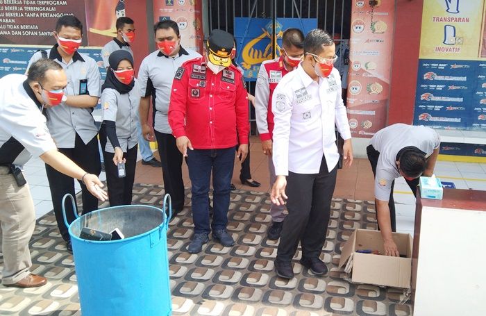 Berantas Halinar, Lapas Ngawi Musnahkan Puluhan HP Warga Binaan Berantas Halinar, Lapas Ngawi Musnahkan Puluhan HP Warga Binaan