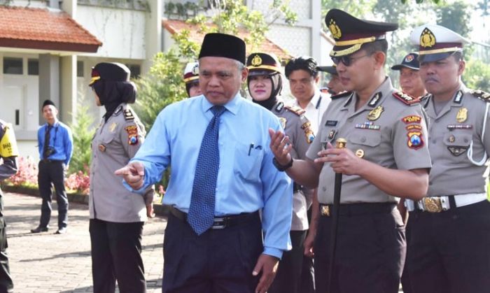 Di SMA Al Hikmah, Kapolres Batu Ingatkan Lagi Kasus Bullying