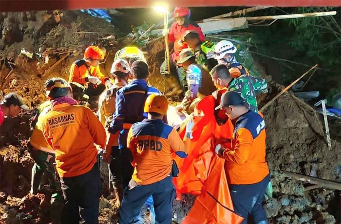 Terkendala Kontur Tanah, Satu Korban Tanah Longsor di Kesamben Blitar Belum Ditemukan