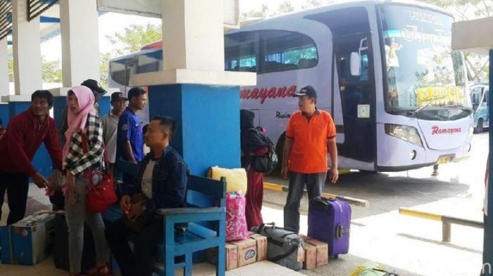 Bus yang Tak Lengkapi Surat Tak Boleh Angkut Penumpang