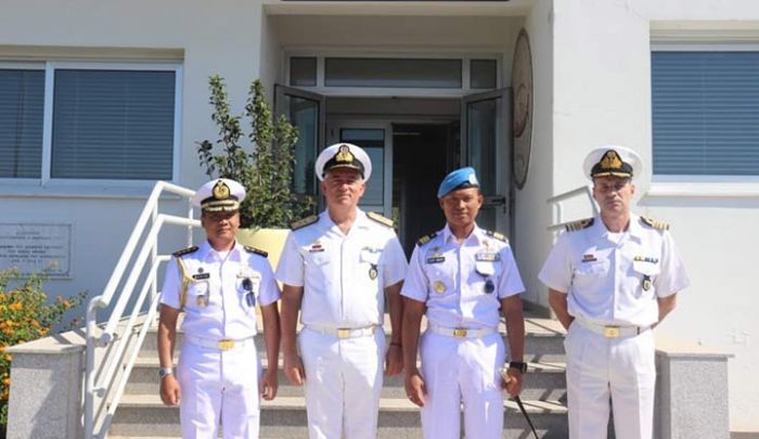 KRI Sultan Hasanuddin Bawa Satgas Maritim TNI XXVIII-K/UNIFIL Kunjungi Cyprus Naval Base KRI Sultan Hasanuddin Bawa Satgas Maritim TNI XXVIII-K/UNIFIL Kunjungi Cyprus Naval Base