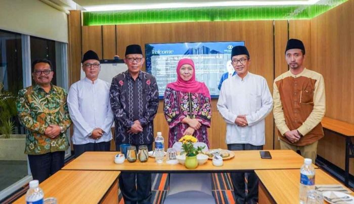 Khofifah Dukung Kholilurrahman Maju di Pilkada Pamekasan 2024 Khofifah Dukung Kholilurrahman Maju di Pilkada Pamekasan 2024