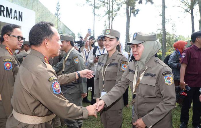 Gubernur Khofifah Siapkan Strategi Innovative Financing di Tengah Kebijakan Efisiensi Gubernur Khofifah Siapkan Strategi Innovative Financing di Tengah Kebijakan Efisiensi