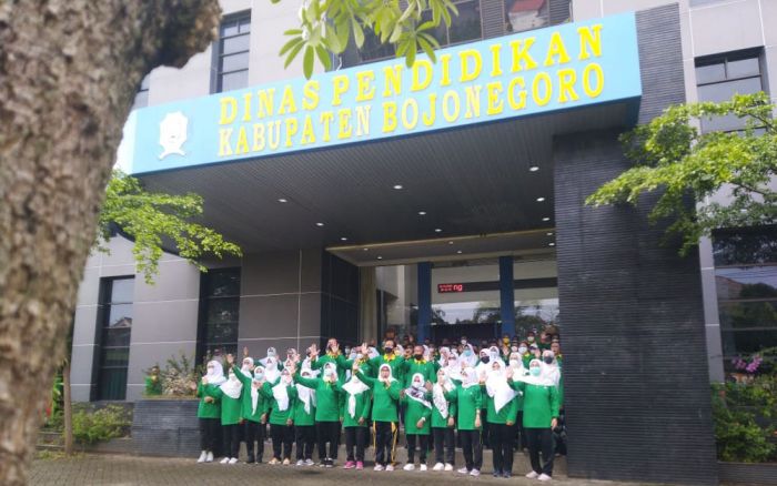Dinas Pendidikan Kabupaten Bojonegoro Deklarasi Menuju Wilayah Bebas Korupsi Dinas Pendidikan Kabupaten Bojonegoro Deklarasi Menuju Wilayah Bebas Korupsi