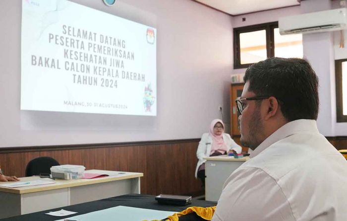 Hanindhito Himawan Pramana-Dewi Mariya Ulfa Jalani Tes Kesehatan Rohani di RSSA Malang Hanindhito Himawan Pramana-Dewi Mariya Ulfa Jalani Tes Kesehatan Rohani di RSSA Malang