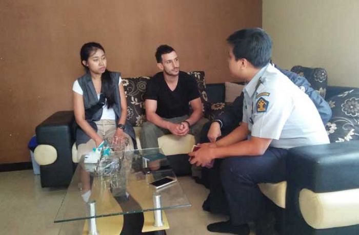 Overstay, Kantor Imigrasi Blitar Amankan WNA Asal Italia Overstay, Kantor Imigrasi Blitar Amankan WNA Asal Italia